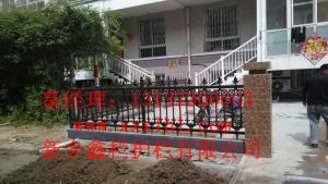 怎么裝修最劃算？新鄉(xiāng)鑫欄金屬制造公司教你從安裝到裝修！新鄉(xiāng)高檔別墅區(qū)新型歐藝護(hù)欄實(shí)拍！